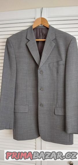 svetle-sedy-pansky-oblek