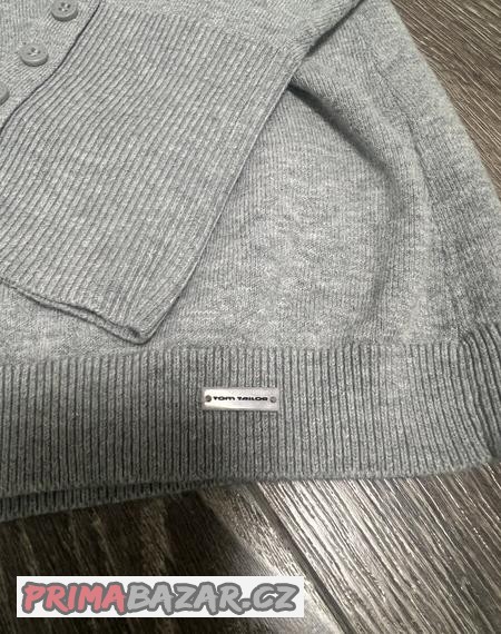 svetr-tom-tailor
