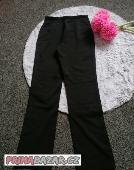 krasne-tehotenske-kalhoty-top-stav