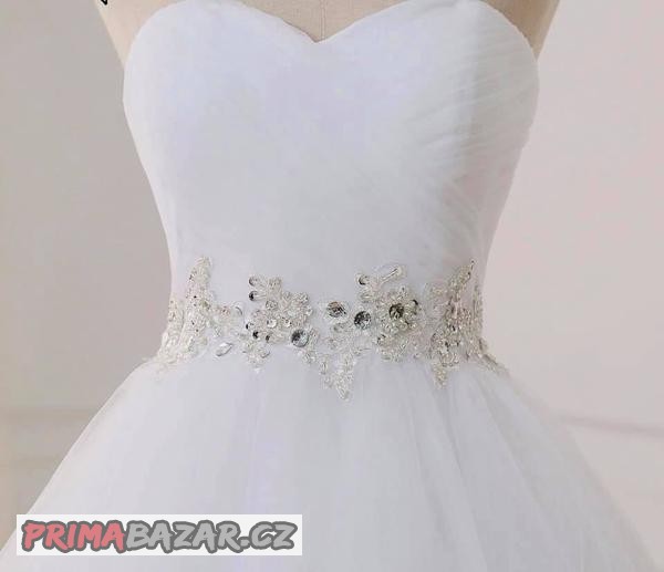 nove-svatebni-saty-vel-l-xxl
