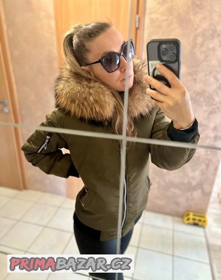 we-love-furs-bomber