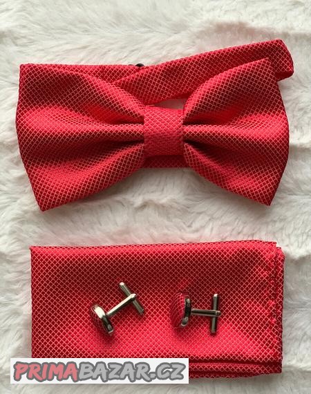 modni-pansky-motylek-kapesnicek-odstiny-cerveny