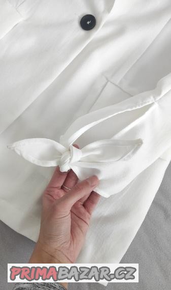 damske-sako-bile-barvy