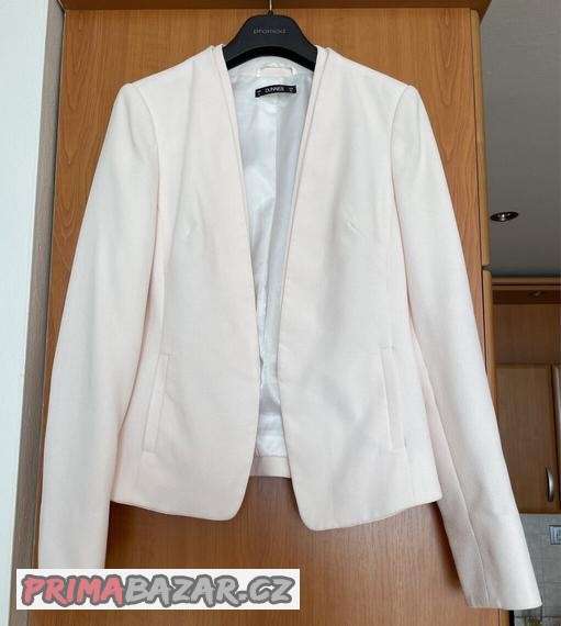 nadcasove-krasne-sako