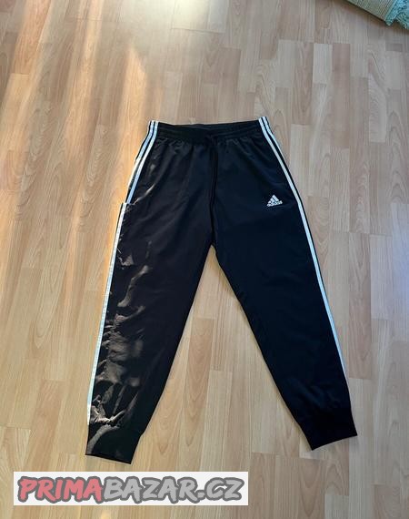 adidas-sportovni-teplaky
