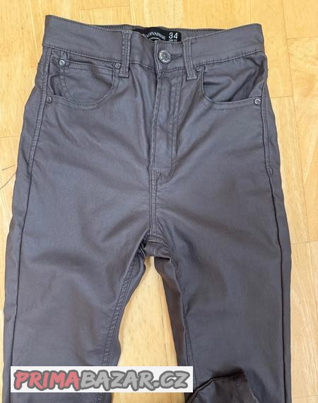 sedostribrne-skiny-kalhoty-xs-stradivarius