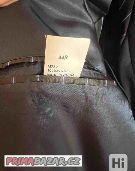 znackovy-pansky-spolecensky-oblek