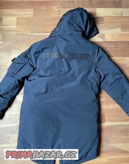 panska-parka-bershka-vel-s