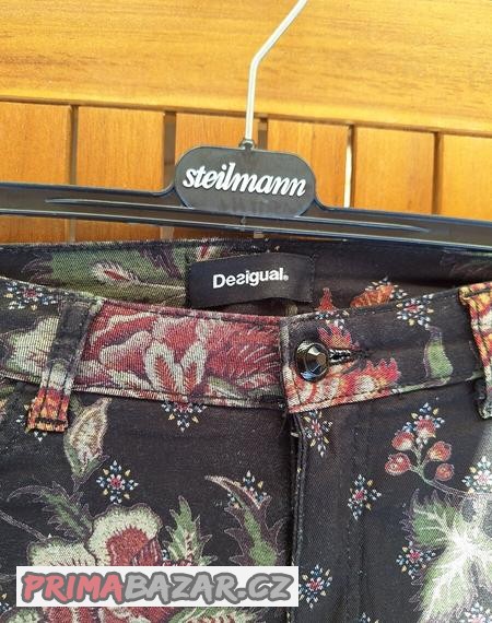 kalhoty-desigual