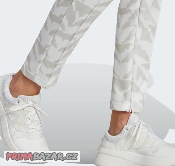 nove-sportovni-kalhoty-adidas-tiro-vel-l