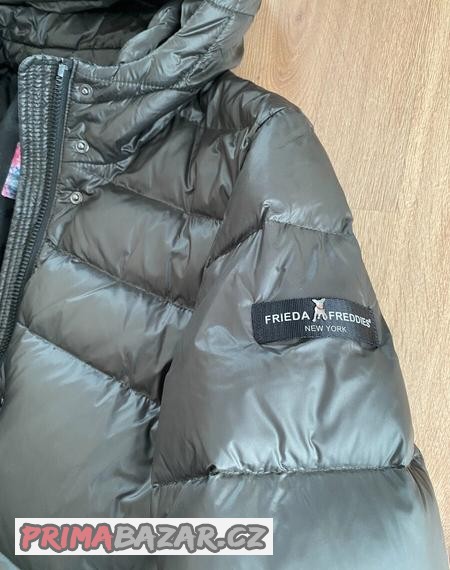 damska-perova-bunda-frieda-freddies