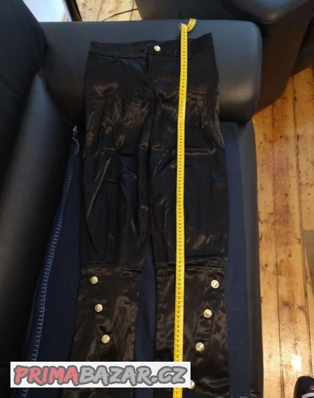 luxusni-tristvrtecni-kalhoty-gucci-vel-40