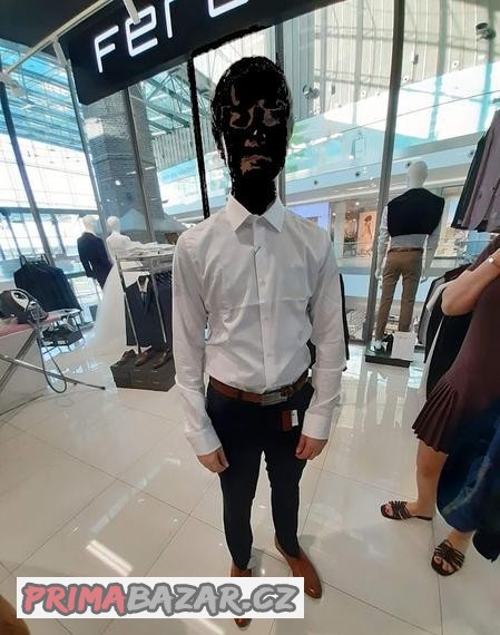 znackovy-oblek-a-kosile-super-cena