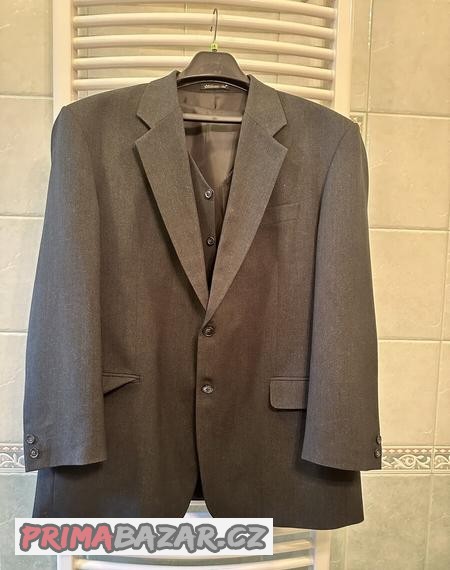 prodam-cerne-kvadro-s-vestou