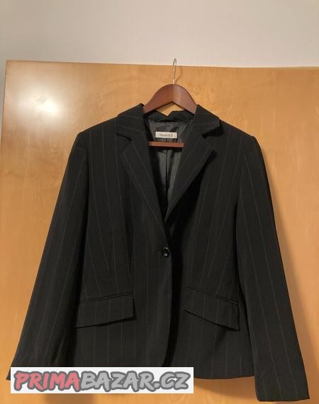 damsky-kalhotovy-kostym