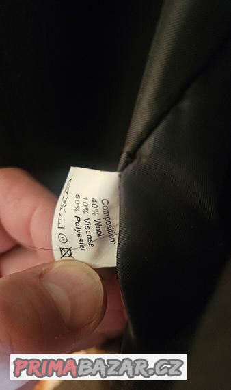 kosile-obleky-saka-a-vesty