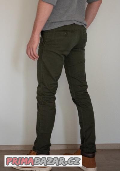 carhartt-wip-31-32-olive-green