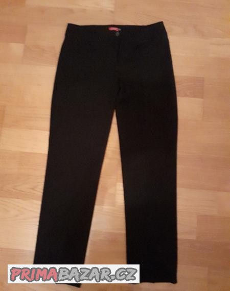 damsky-kalhotovy-kostym