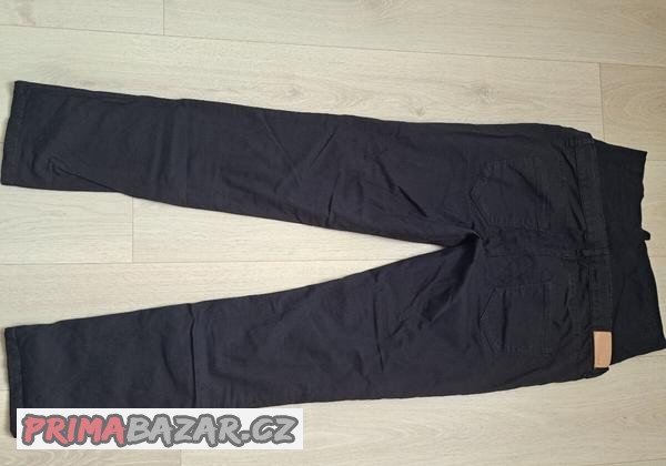 tehotenske-kalhoty-esprit-a-leginy-tchibo