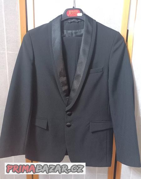 chlapecky-smoking-v-152