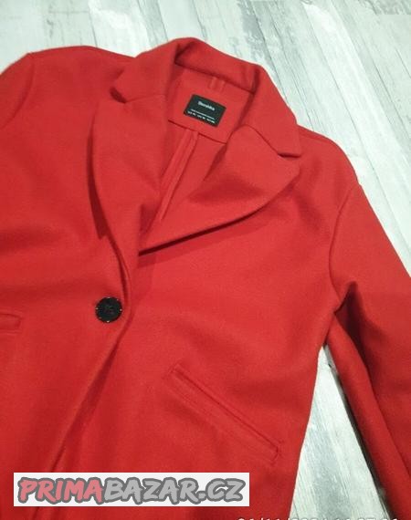 cerveny-kabat-bershka