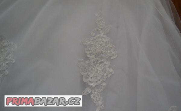 bile-svatebni-saty-vel-36-38-spodnice-zdarma