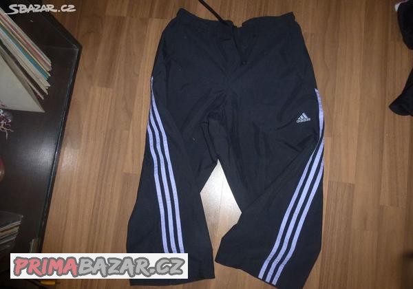 trictvrtecni-kahoty-adidas