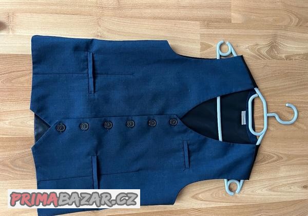 spolecenska-vesta-znacky-next-vel-13let