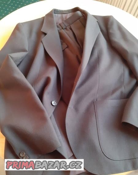 obleky-ruzne-spolecenske-i-vychazkove-levne