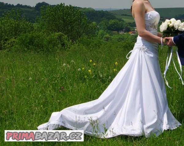 achara-bile-svatebni-saty-vel-cca-38