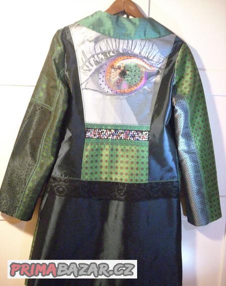 luxusni-damsky-kabat-desigual