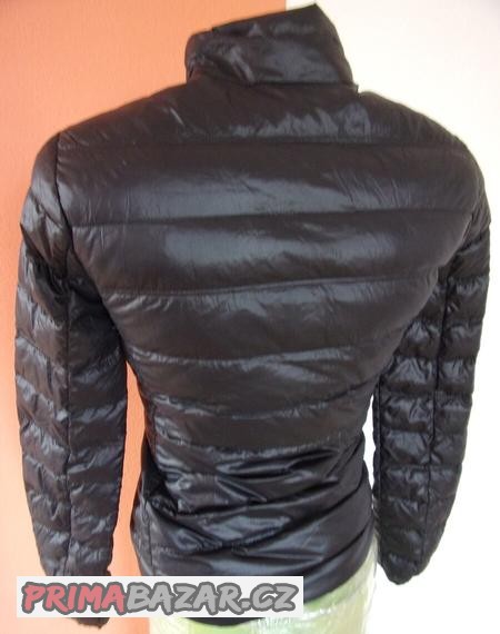 lehka-prosivana-bunda-emporio-armani