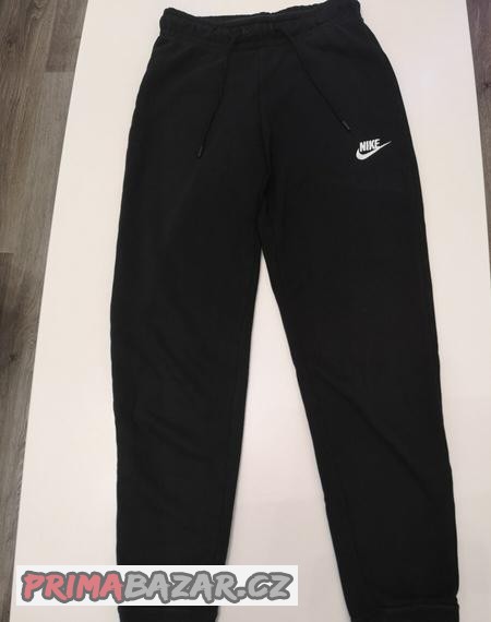 nike-teplaky