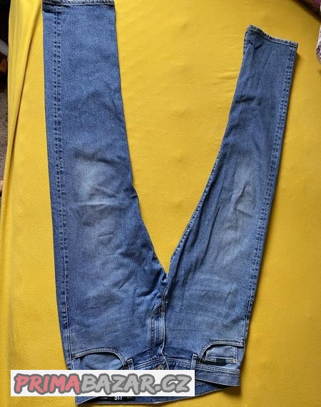 armani-exchange-kalhoty