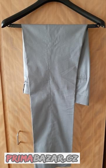 svetle-sedy-pansky-oblek-h-m-vel-48