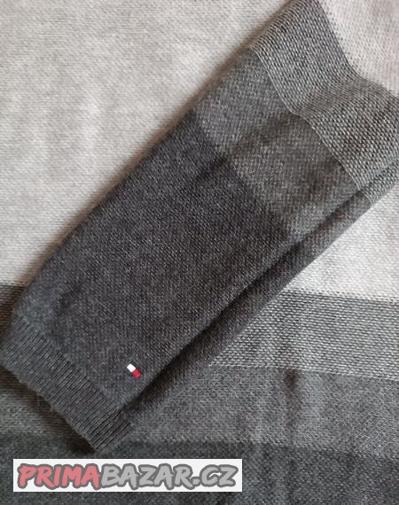 svetr-zn-tommy-hilfiger