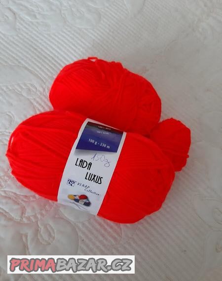svitive-oranzova-pletaci-prize-lada-luxus-nova