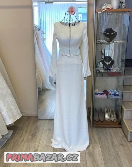 svatebni-saty-s-rukavem-vel-32-34-vyprodej