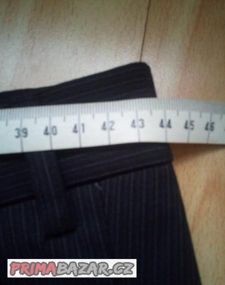 pansky-zachovaly-oblek