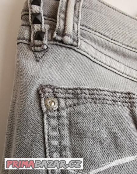 nove-jeans-zn-tommy-hilfiger