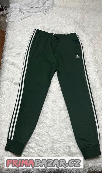 zelene-khaki-teplaky-adidas