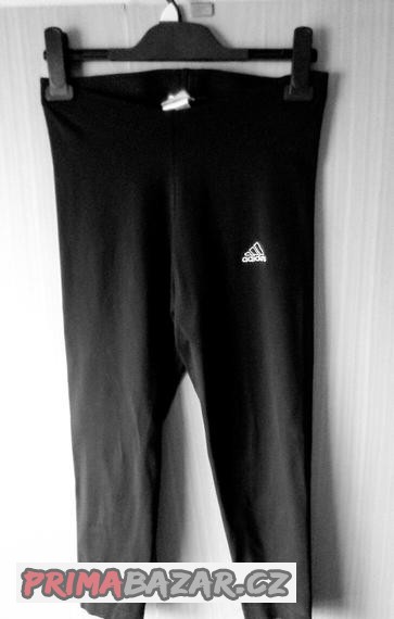 cerne-elasticke-kalhoty-adidas-3-4