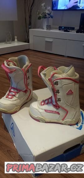 divci-snowboardove-boty-vel-35