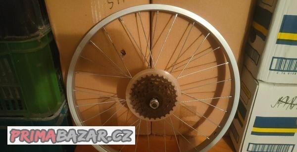 prodam-zadni-kolo-velikost-20-kazeta-5-speed