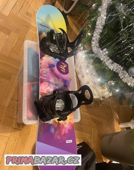 snowboard-125-cm-boty-35-beany