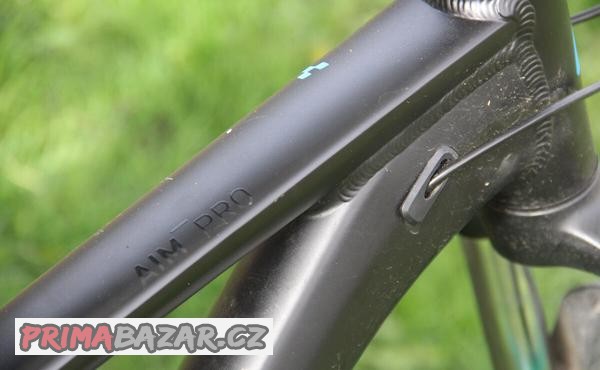horske-kolo-cube-aim-pro-black-n-blue-2021