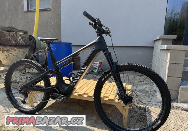canyon-spectral-on-cf-7-xl-jeste-v-zaruce