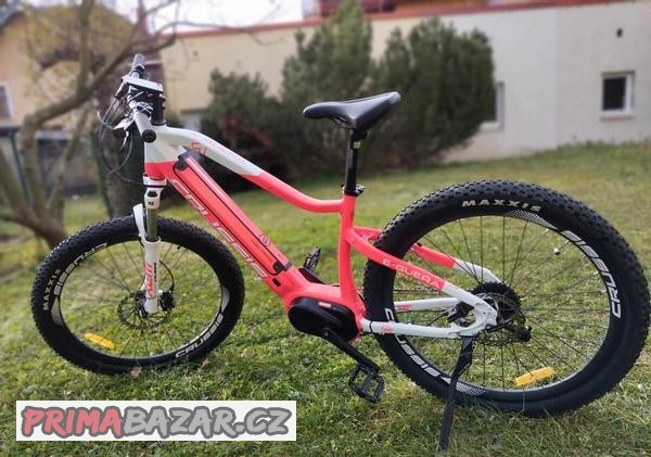 crussis-e-guera-7-8-m-baterie-20ah-720wh-koupeno-2024-571km