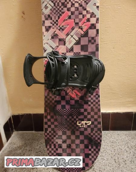 prodam-uplne-novy-snowboard-trans-155cm-dlouhy