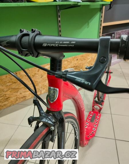 Koloběžka Kickbike Race MAX 28 – VIPer - výprodej z půjčovny Koloběžka Kickbike Race MAX 28 – VIPer - výprodej z půjčovny